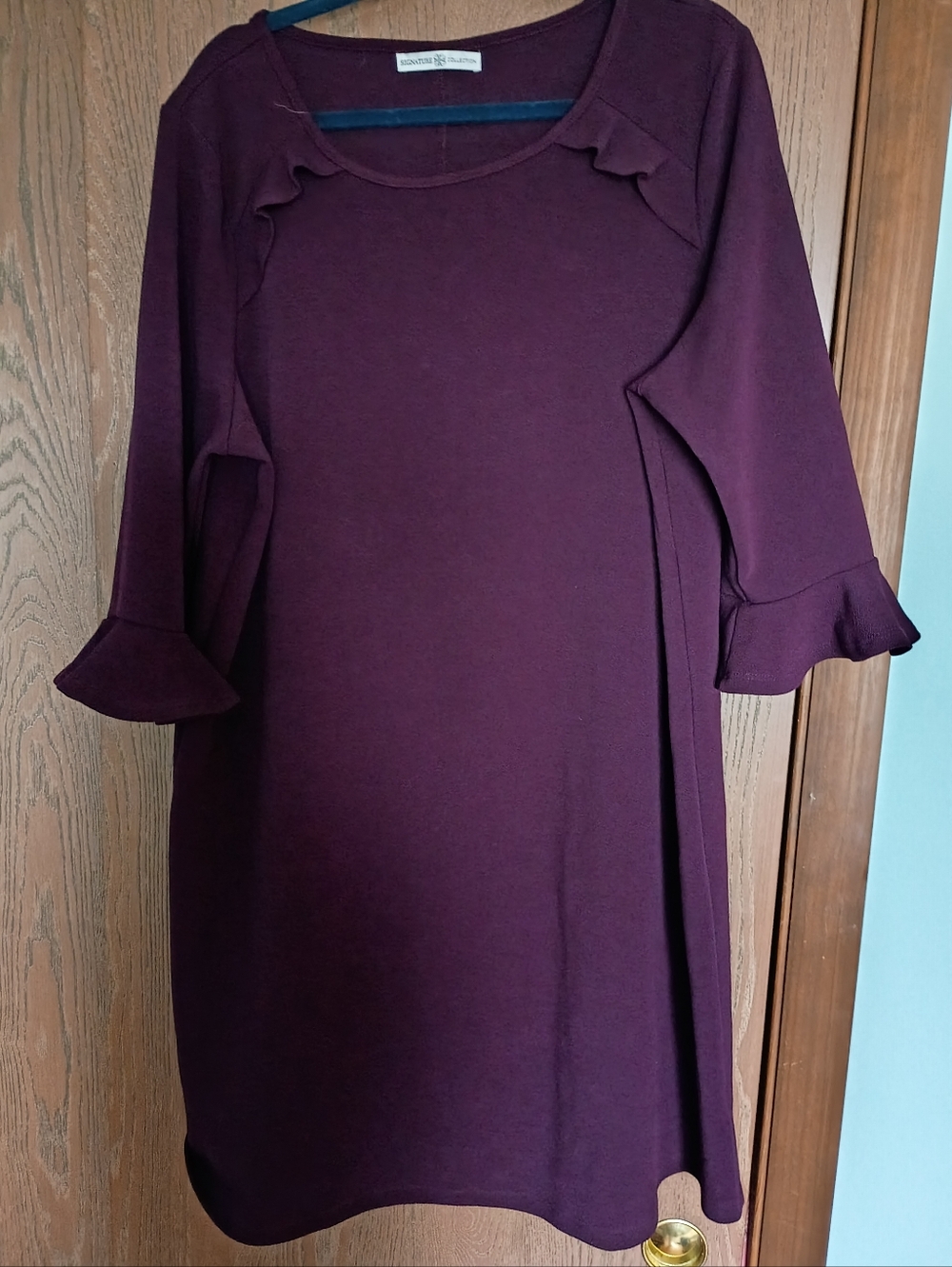 AVON, Signature Collection, Maroon Dress, 1X, 18W-20W, Ruffle Accents and Sleeve